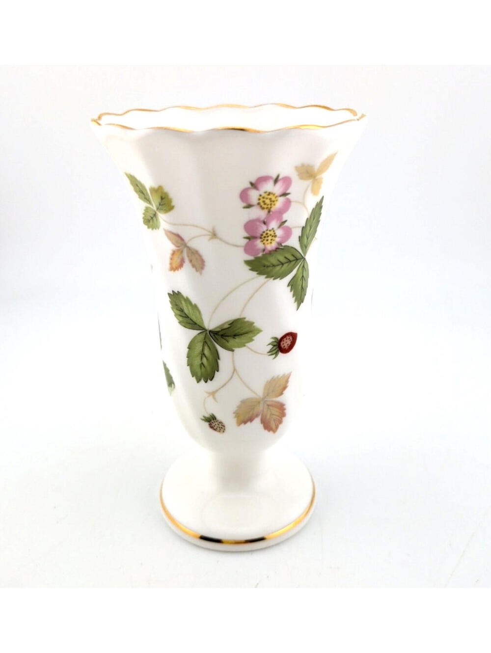 Wedgwood Wild Strawberry - Footed Scalloped Bone China Floral Rose Vase 4" EUC